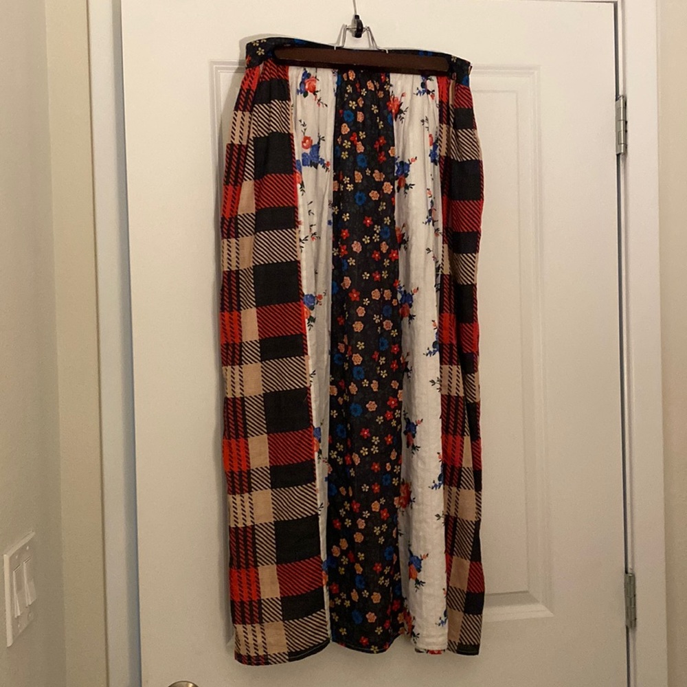 Anthropologie Let Me Be Contrast Floral Maxi Skirt - Picture 4 of 8